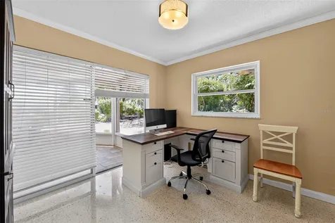 100 59th Avenue S St Petersburg FL 33705