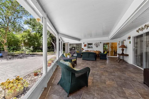 100 59th Avenue S St Petersburg FL 33705