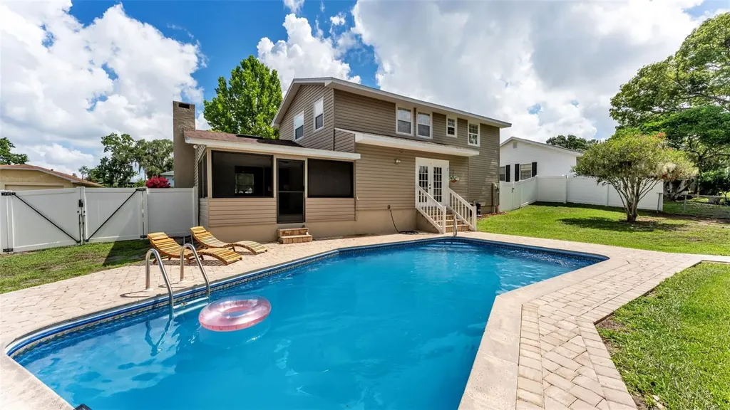1905 Suzanne Lane Lakeland FL 33813