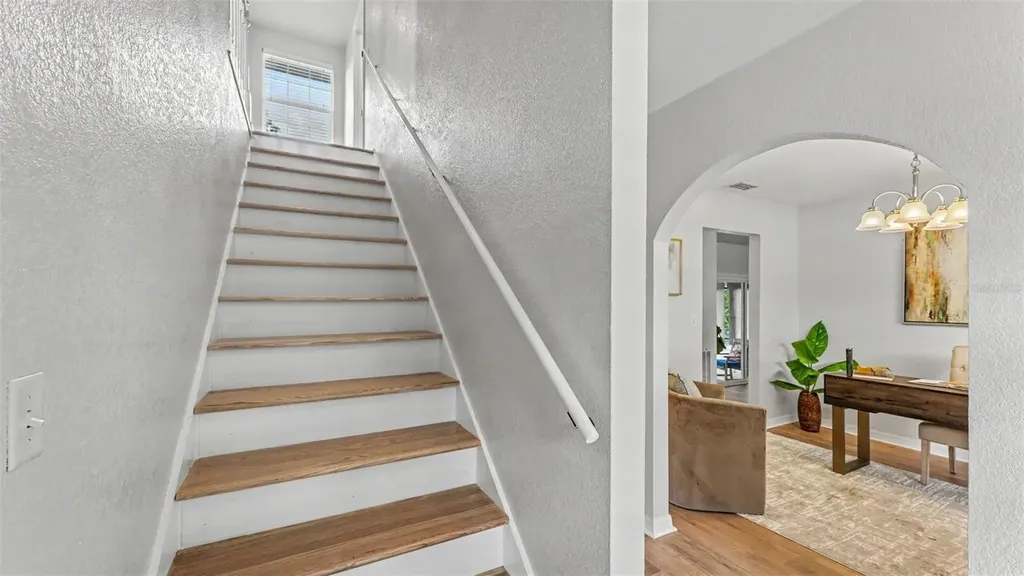 1905 Suzanne Lane Lakeland FL 33813