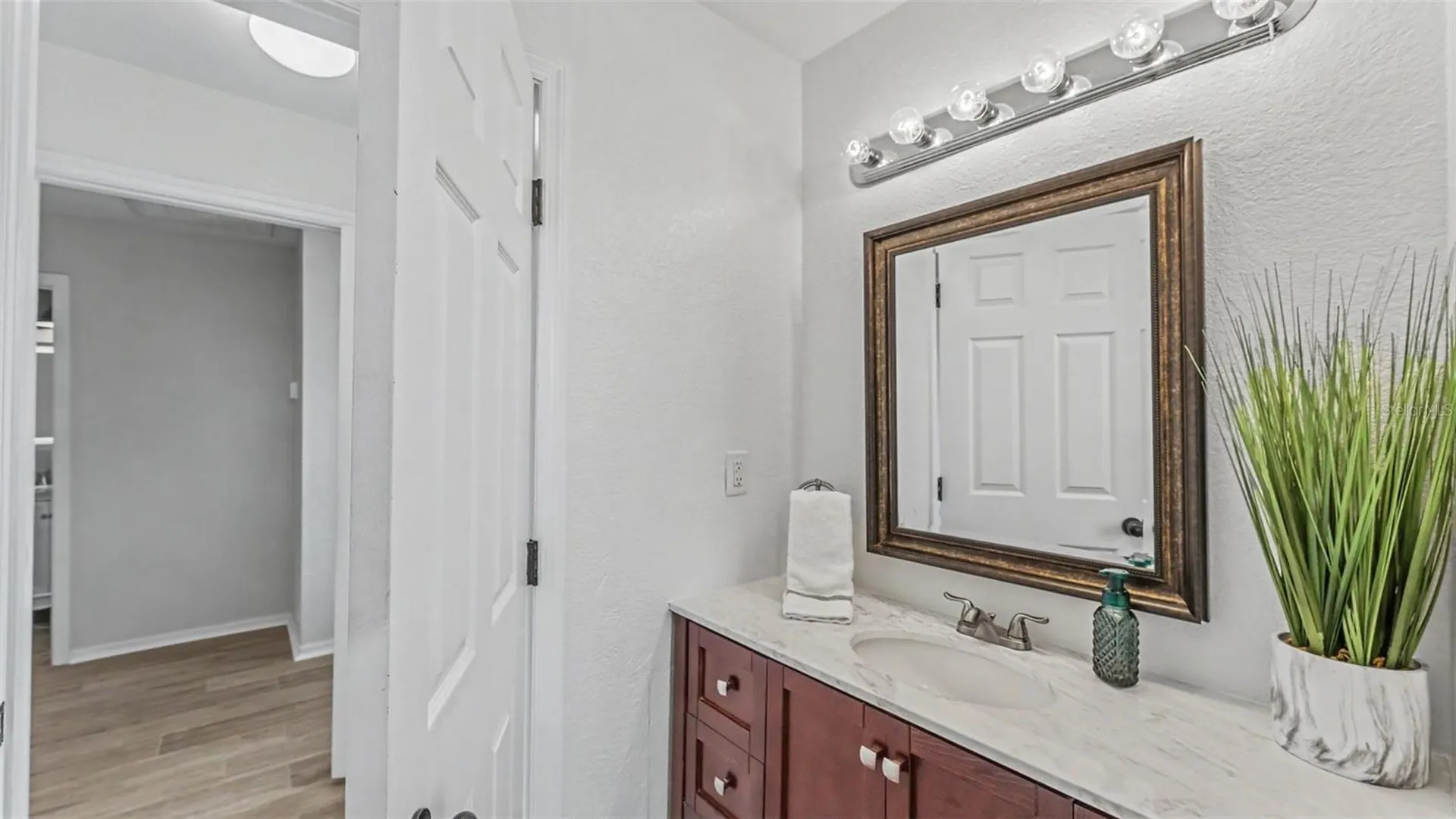 1905 Suzanne Lane Lakeland FL 33813