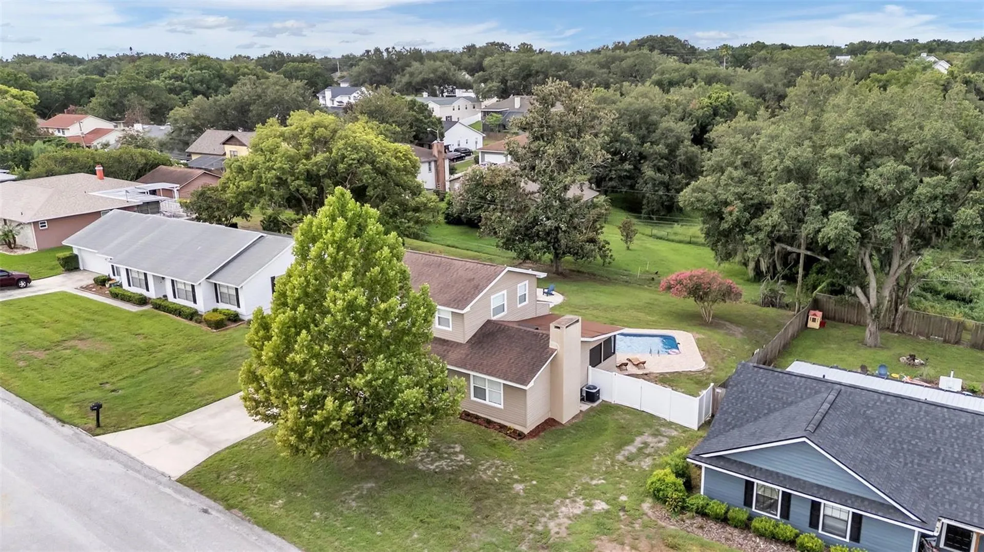 1905 Suzanne Lane Lakeland FL 33813