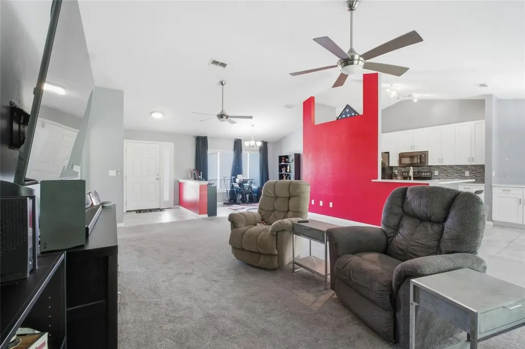 993 Scenic View Circle Minneola FL 34715