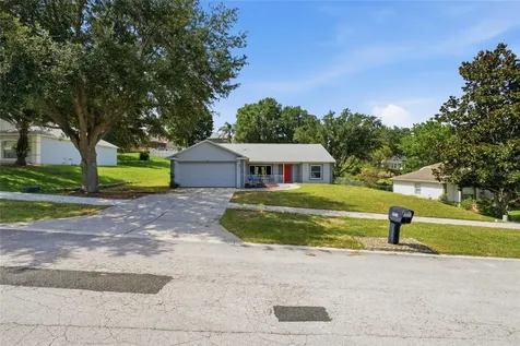 993 Scenic View Circle Minneola FL 34715