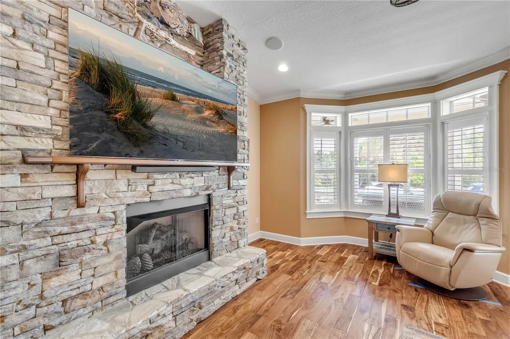 521 S Peninsula Avenue New Smyrna Beach FL 32169