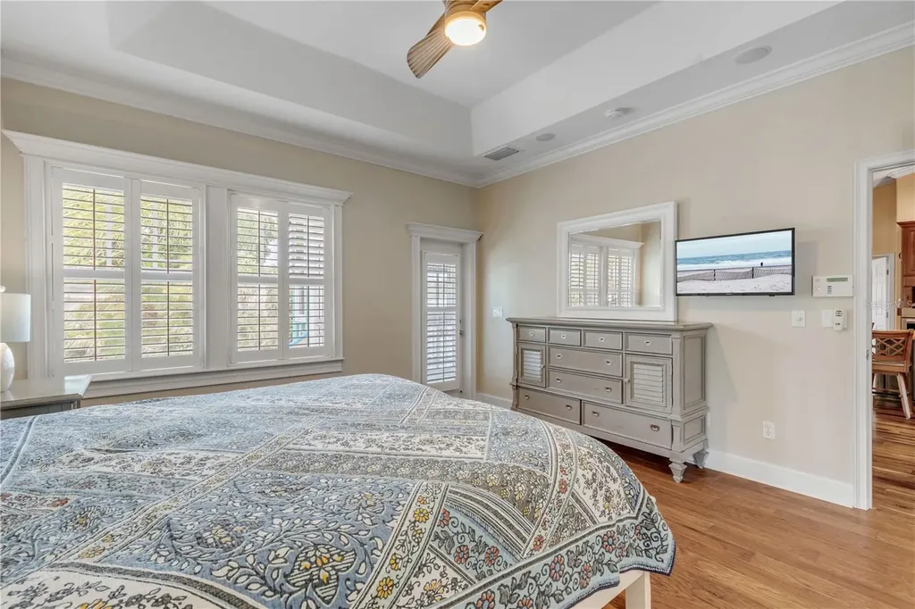521 S Peninsula Avenue New Smyrna Beach FL 32169