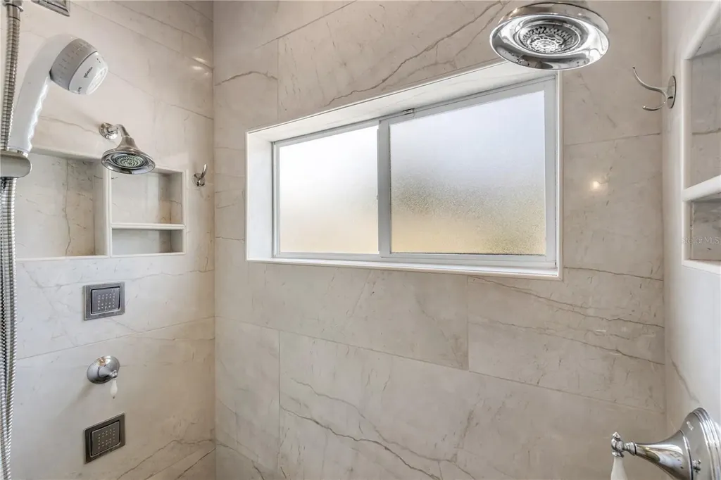 521 S Peninsula Avenue New Smyrna Beach FL 32169