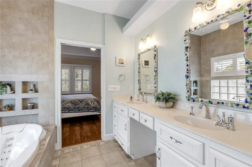 521 S Peninsula Avenue New Smyrna Beach FL 32169