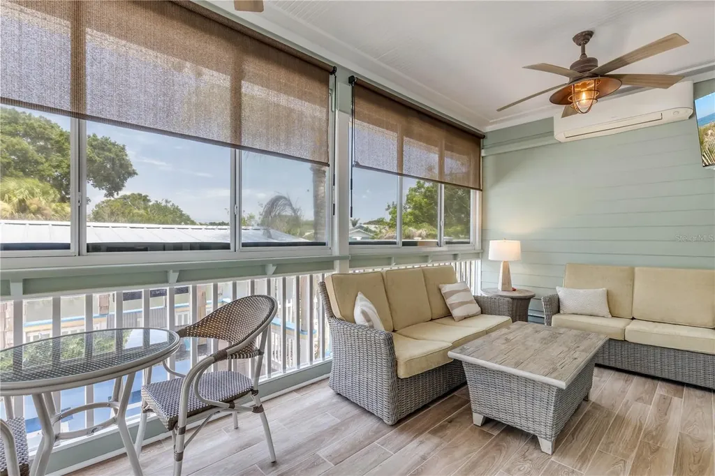 521 S Peninsula Avenue New Smyrna Beach FL 32169