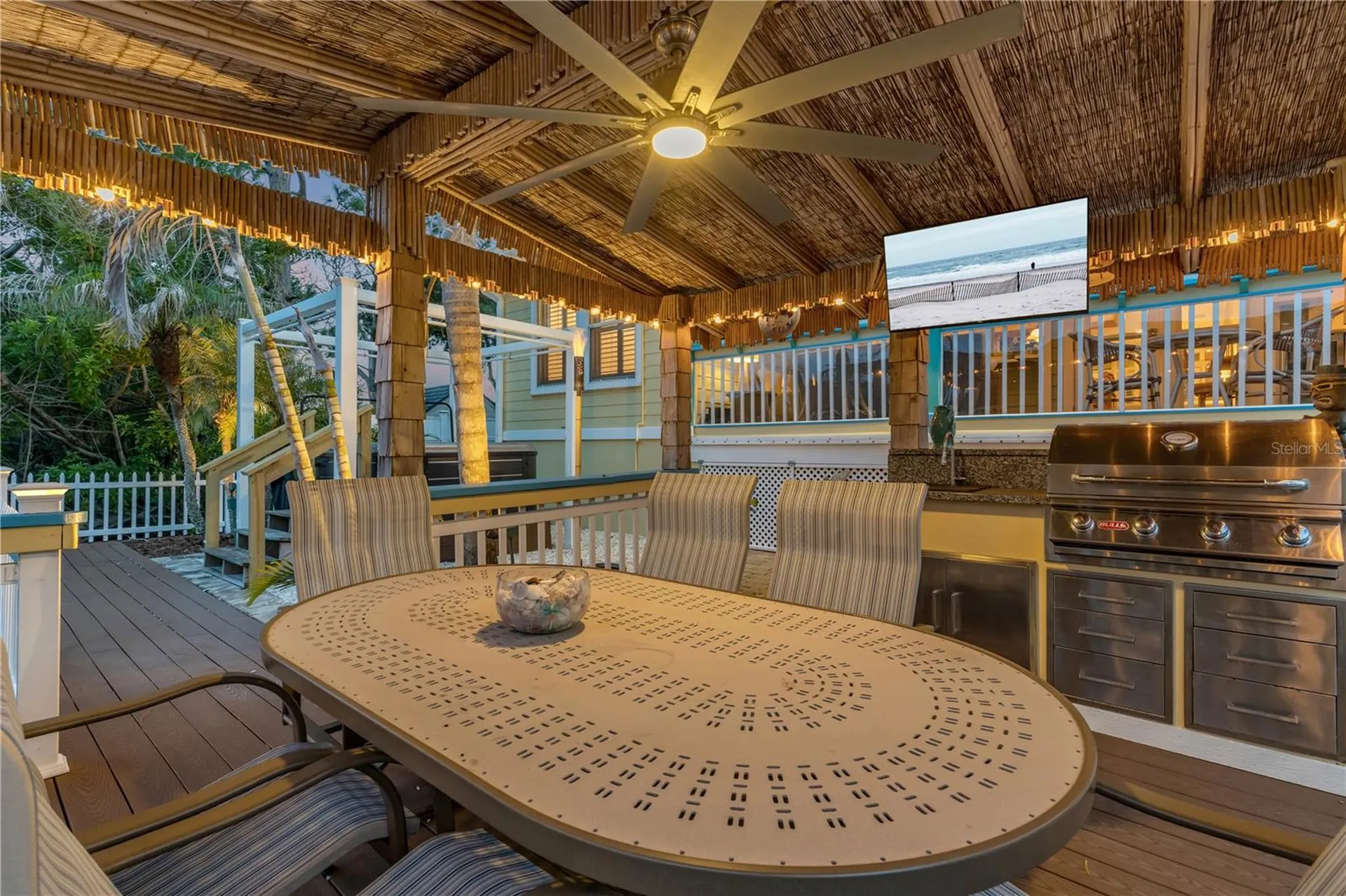 521 S Peninsula Avenue New Smyrna Beach FL 32169