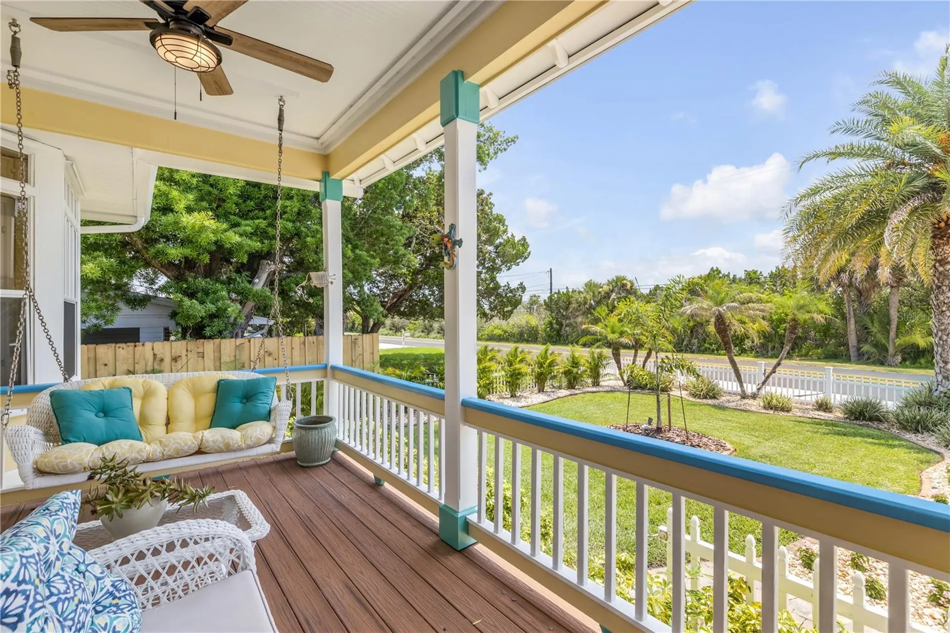 521 S Peninsula Avenue New Smyrna Beach FL 32169