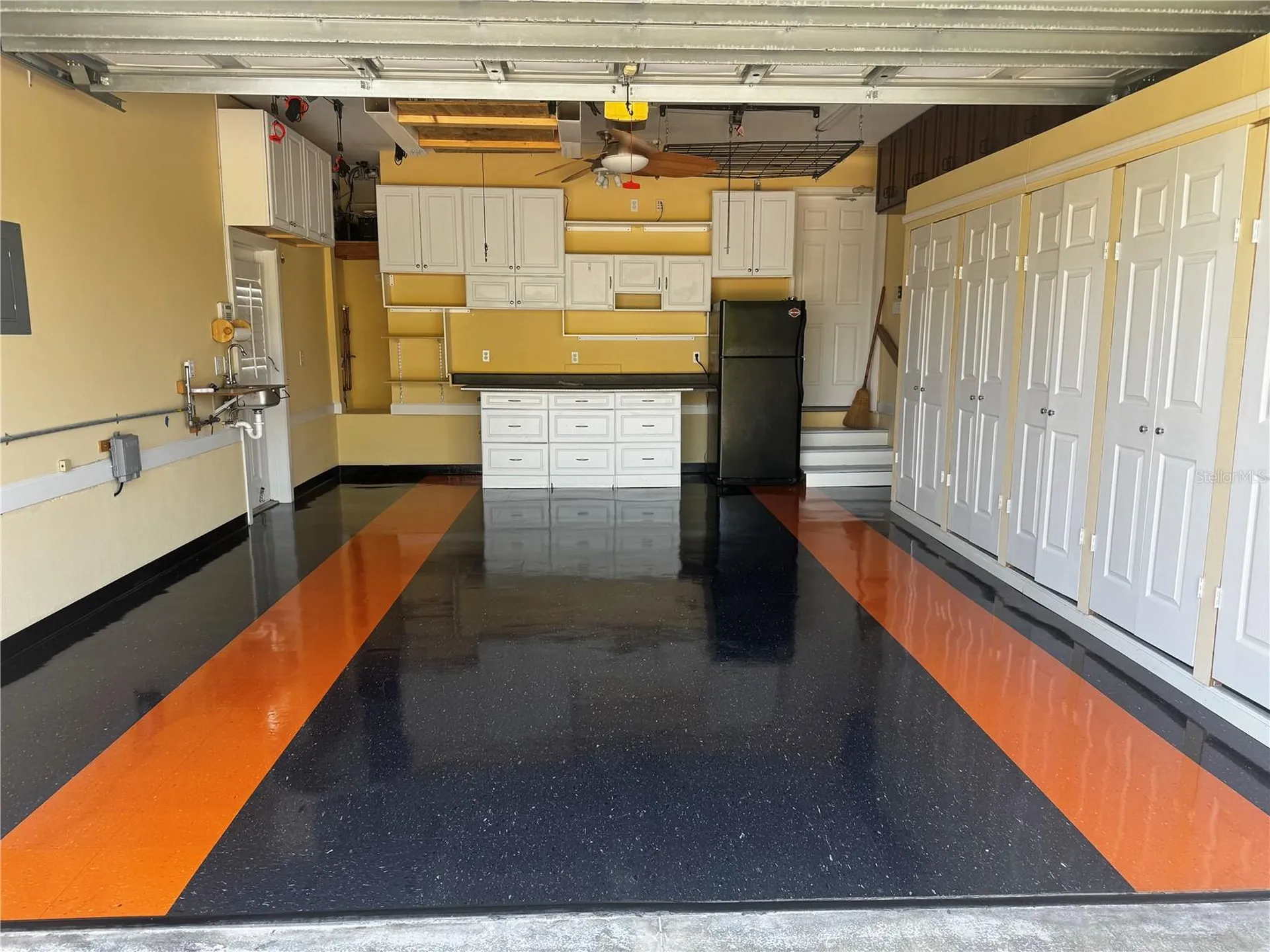 521 S Peninsula Avenue New Smyrna Beach FL 32169