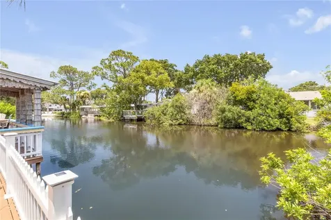 521 S Peninsula Avenue New Smyrna Beach FL 32169