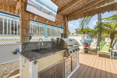 521 S Peninsula Avenue New Smyrna Beach FL 32169