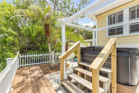 521 S Peninsula Avenue New Smyrna Beach FL 32169