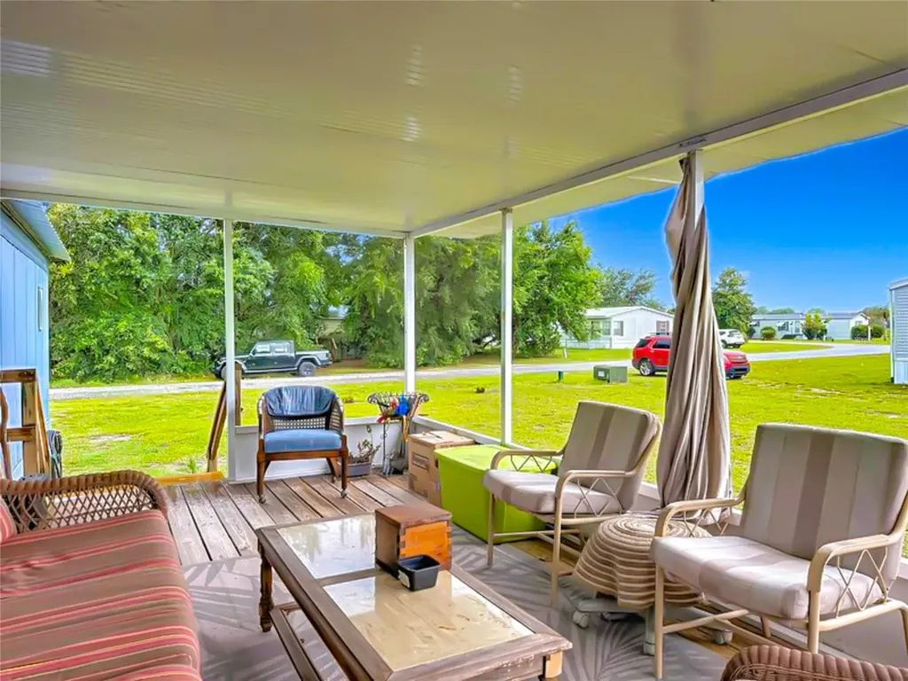 1400 NW 12th Lane Lake Panasoffkee FL 33538