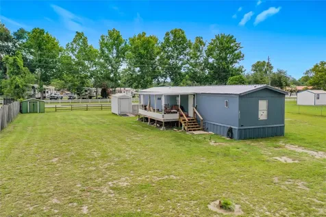 1400 NW 12th Lane Lake Panasoffkee FL 33538