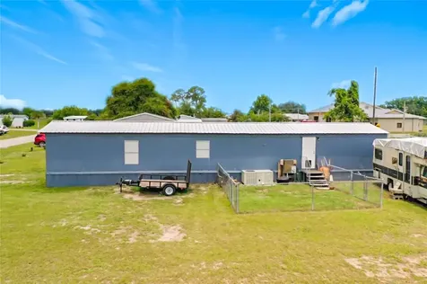 1400 NW 12th Lane Lake Panasoffkee FL 33538
