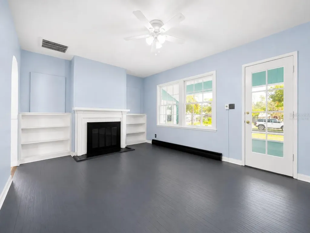 3209 Avenue A W Bradenton FL 34205
