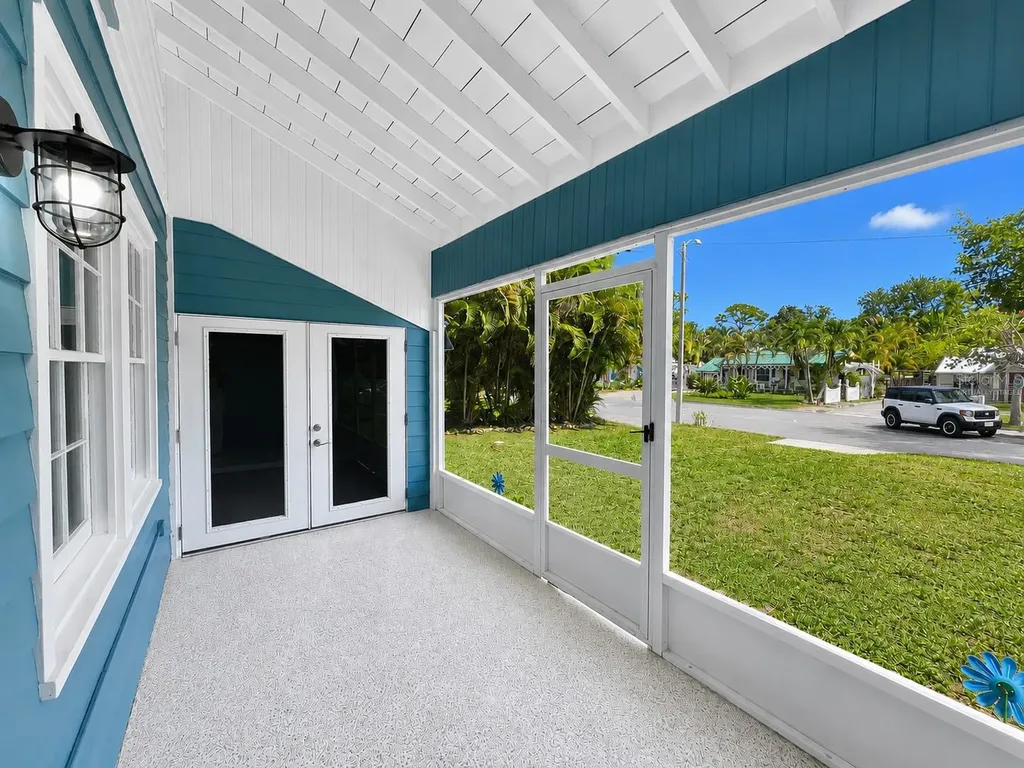 3209 Avenue A W Bradenton FL 34205