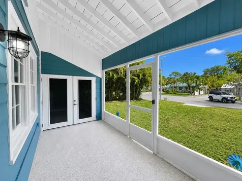 3209 Avenue A W Bradenton FL 34205