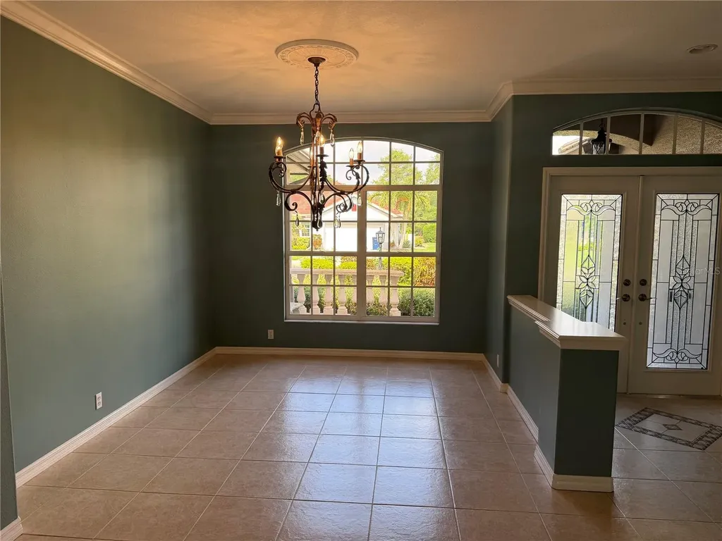 4823 Carrington Circle Sarasota FL 34243