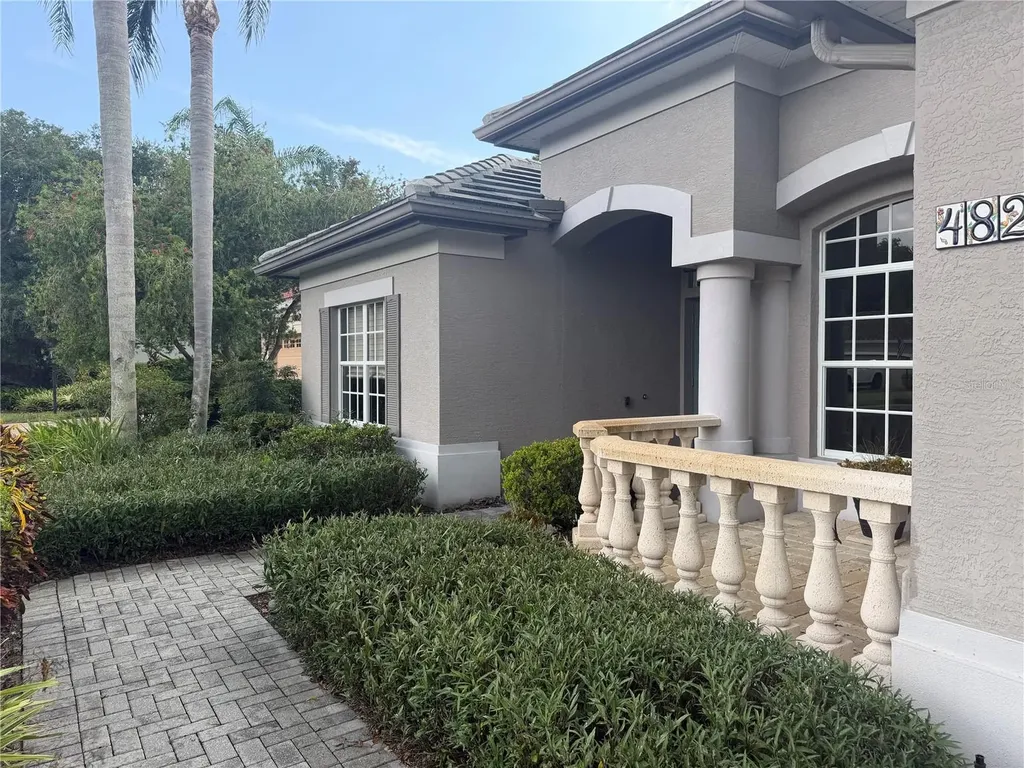 4823 Carrington Circle Sarasota FL 34243