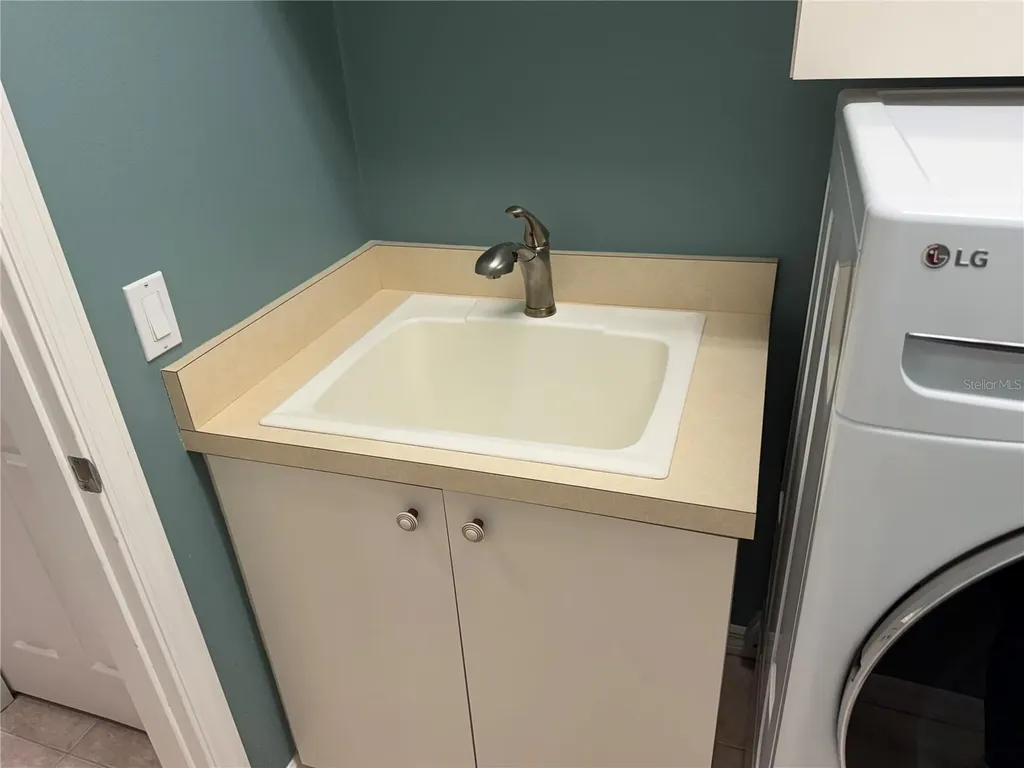 4823 Carrington Circle Sarasota FL 34243