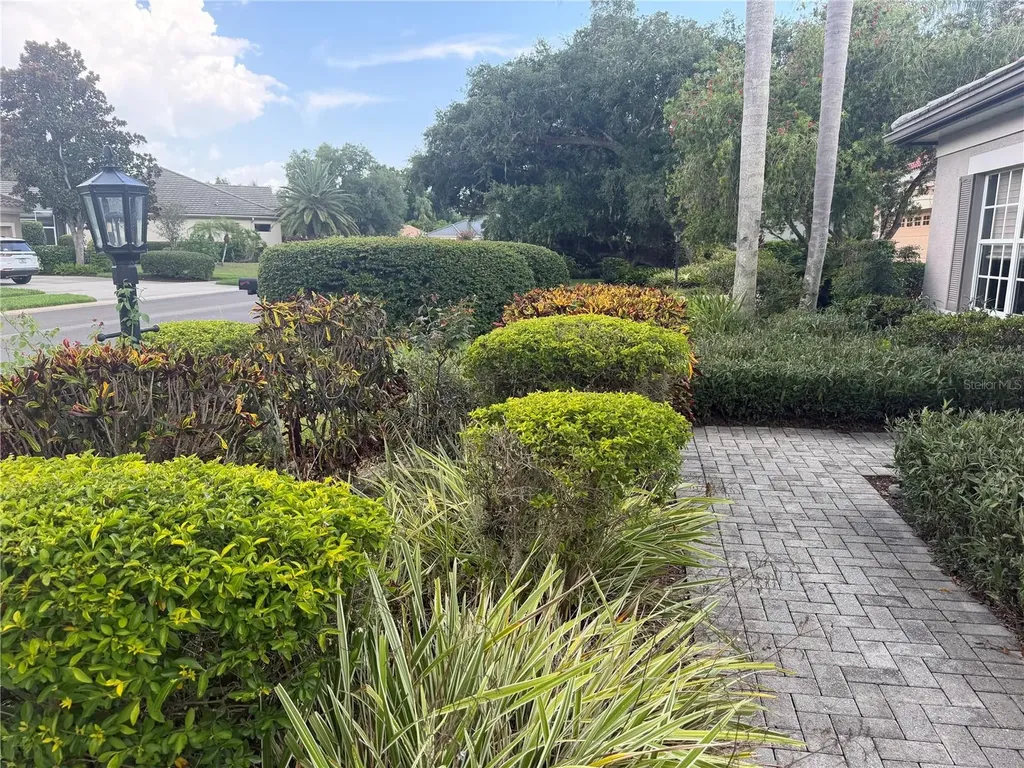 4823 Carrington Circle Sarasota FL 34243