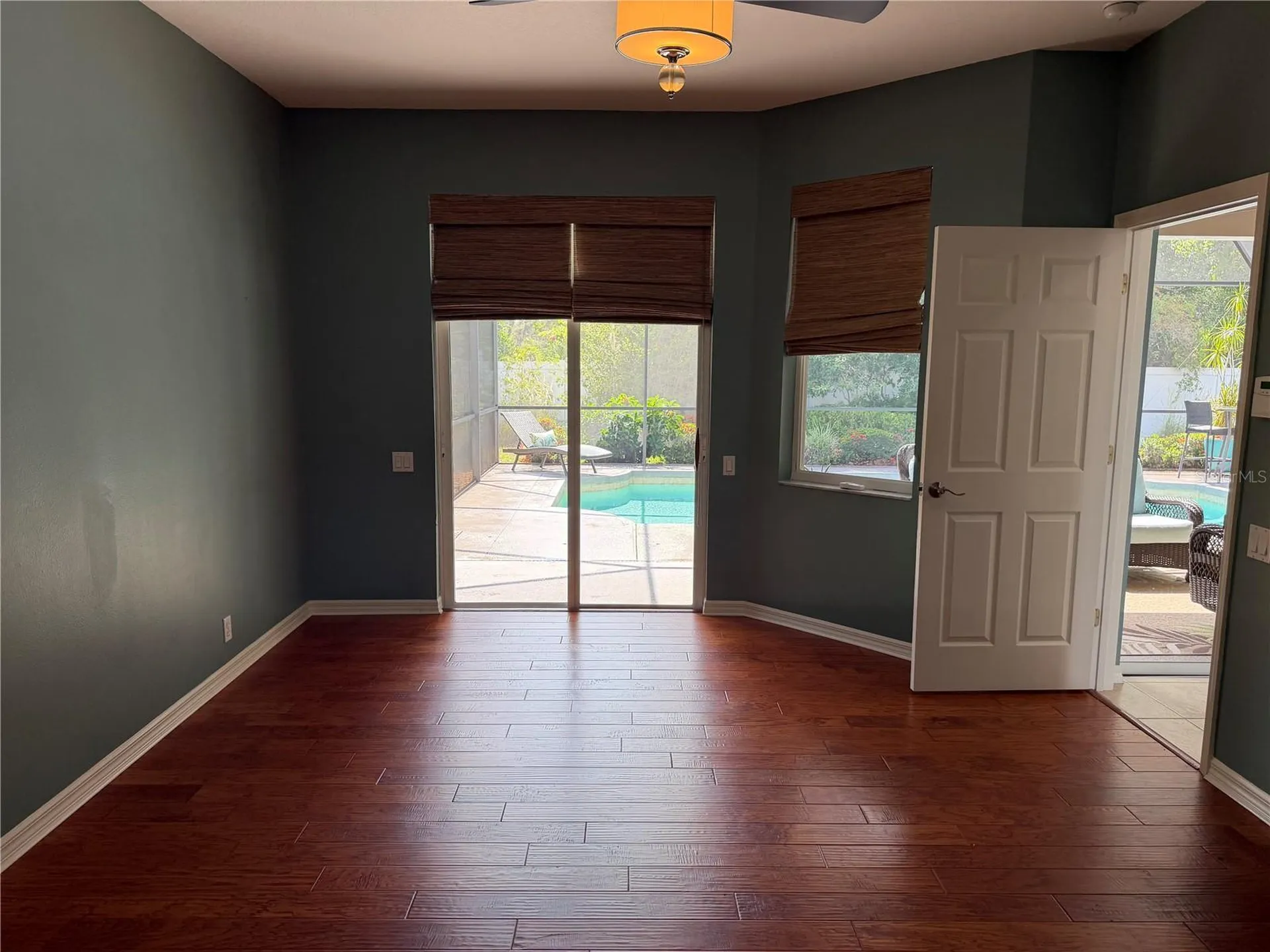 4823 Carrington Circle Sarasota FL 34243