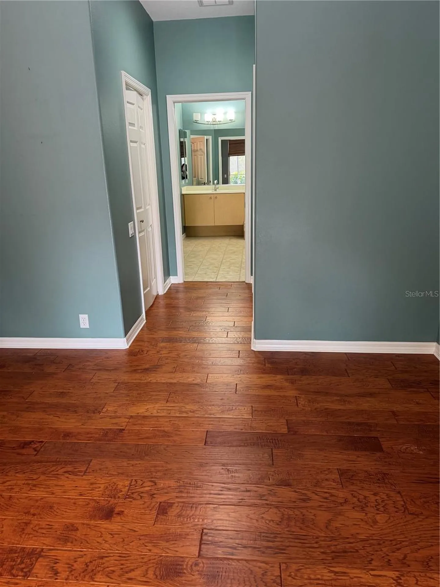 4823 Carrington Circle Sarasota FL 34243
