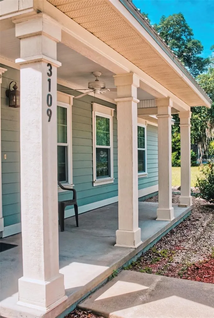 3109 E Bryant Avenue Bell FL 32619