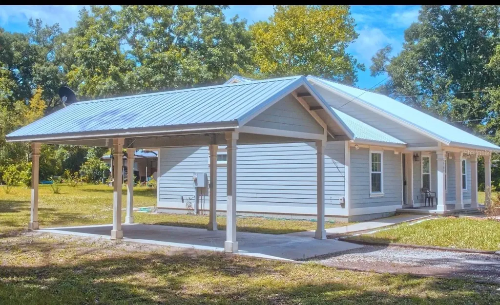 3109 E Bryant Avenue Bell FL 32619