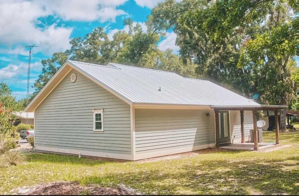 3109 E Bryant Avenue Bell FL 32619