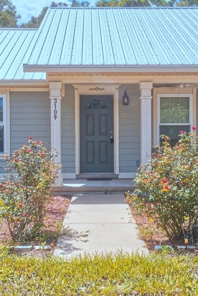 3109 E Bryant Avenue Bell FL 32619