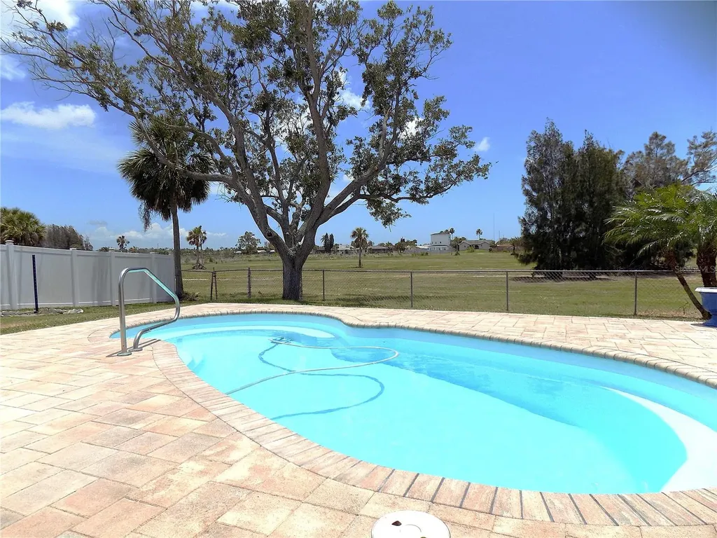 3842 Headsail Drive New Port Richey FL 34652