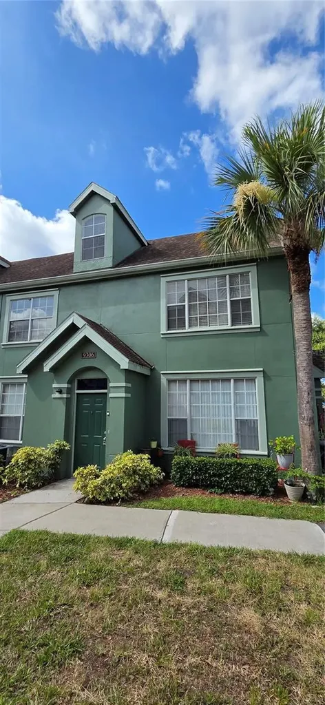 9306 Lake Chase Island Way Tampa FL 33626