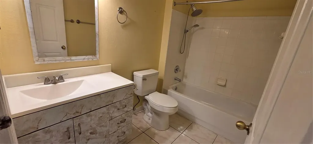 9306 Lake Chase Island Way Tampa FL 33626