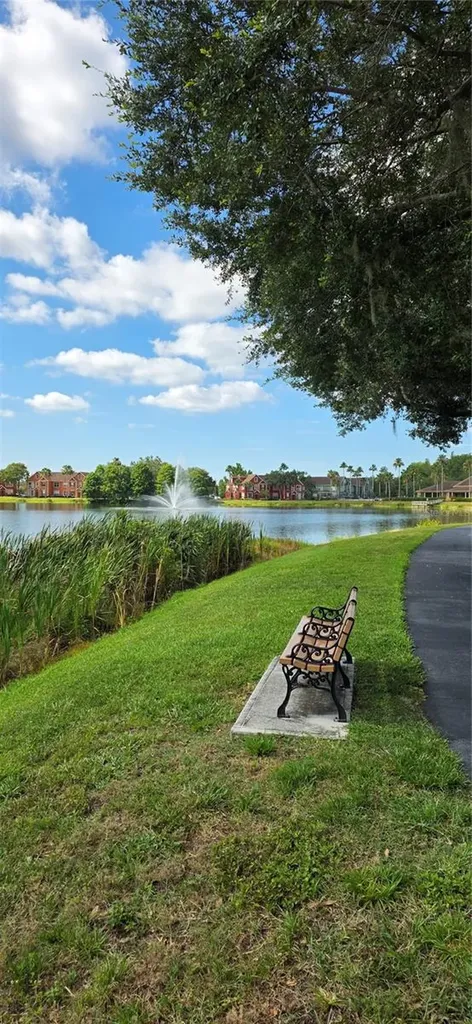 9306 Lake Chase Island Way Tampa FL 33626