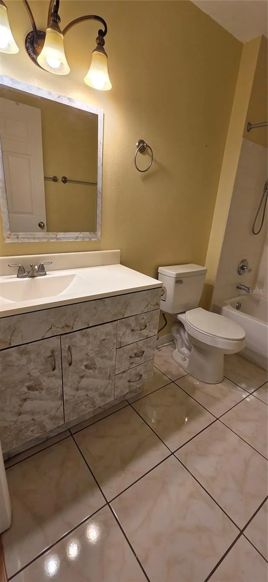 9306 Lake Chase Island Way Tampa FL 33626