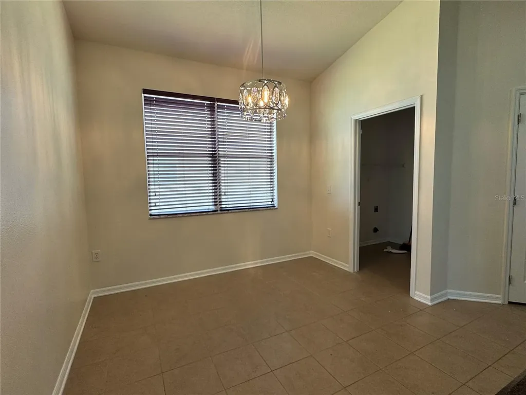 317 Down Pine Drive Seffner FL 33584