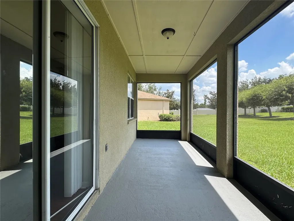 317 Down Pine Drive Seffner FL 33584