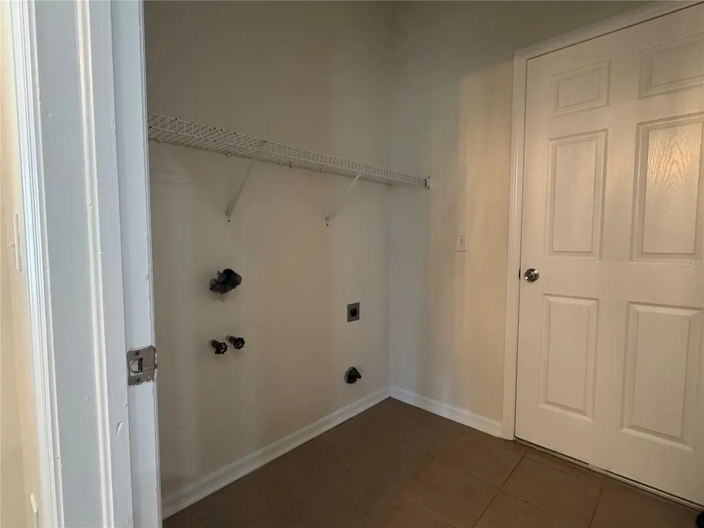 317 Down Pine Drive Seffner FL 33584