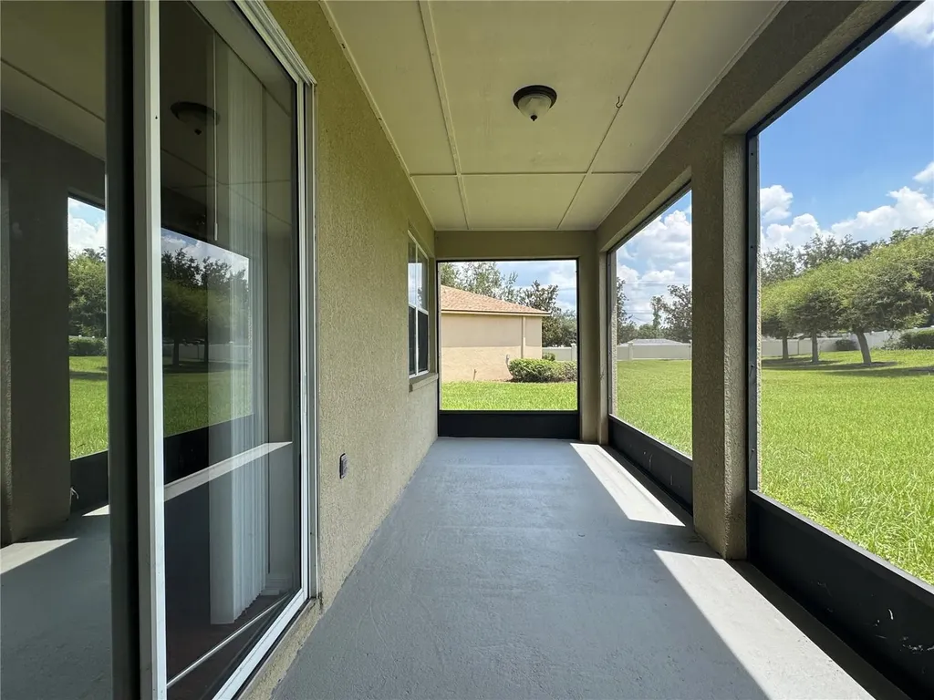 317 Down Pine Drive Seffner FL 33584