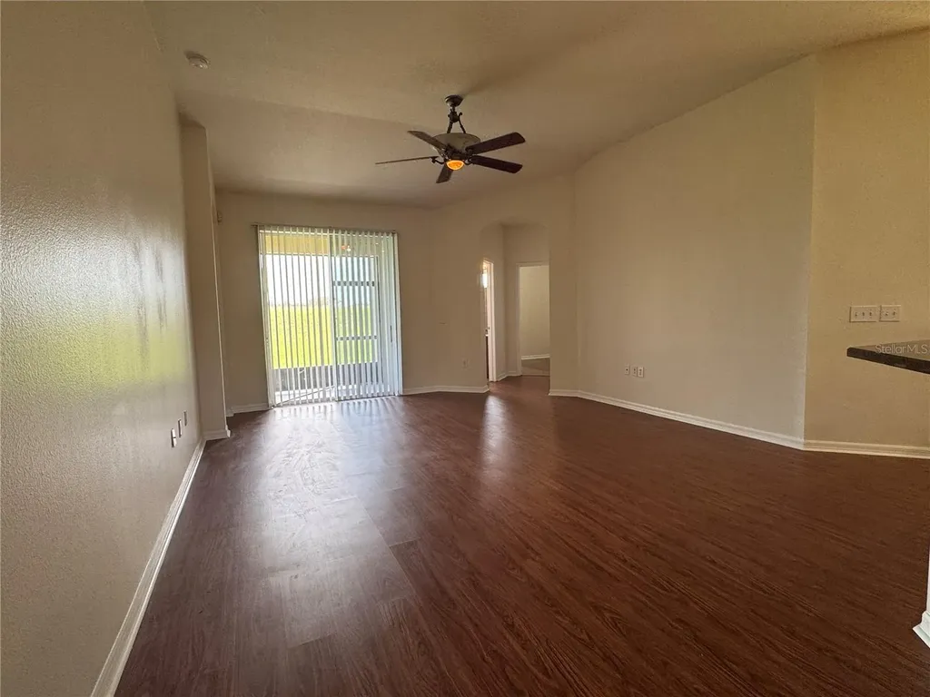 317 Down Pine Drive Seffner FL 33584