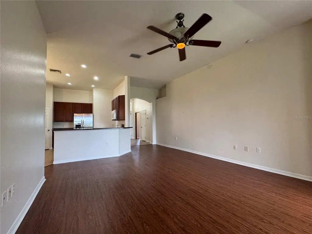 317 Down Pine Drive Seffner FL 33584