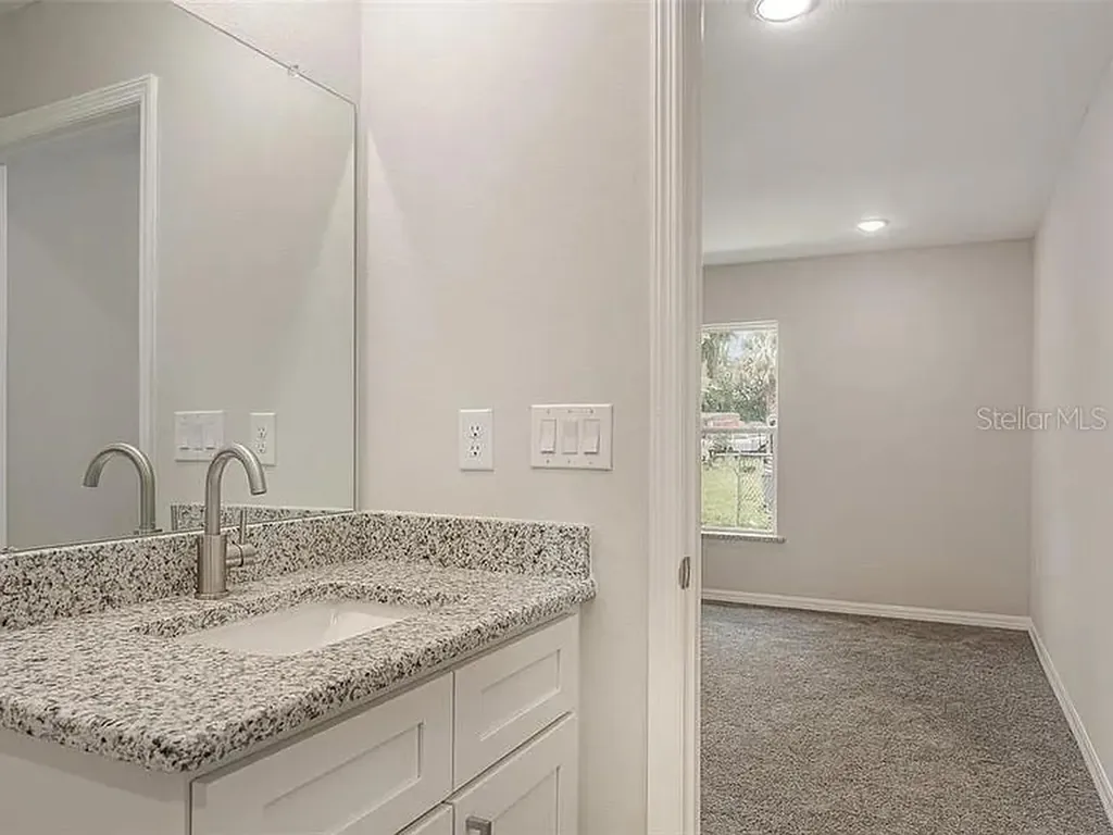 308 Ave P NW Winter Haven FL 33881