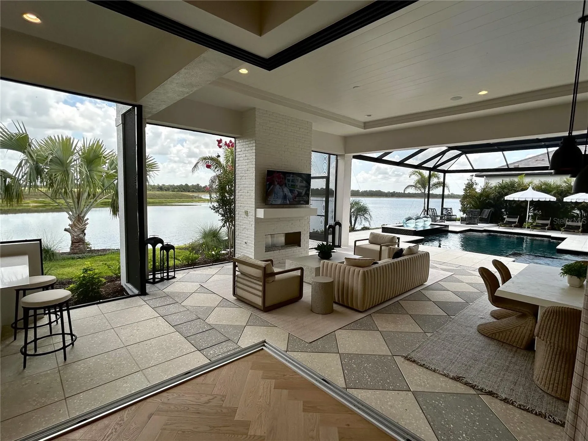 258 Crystal Waters Drive Sarasota FL 34240