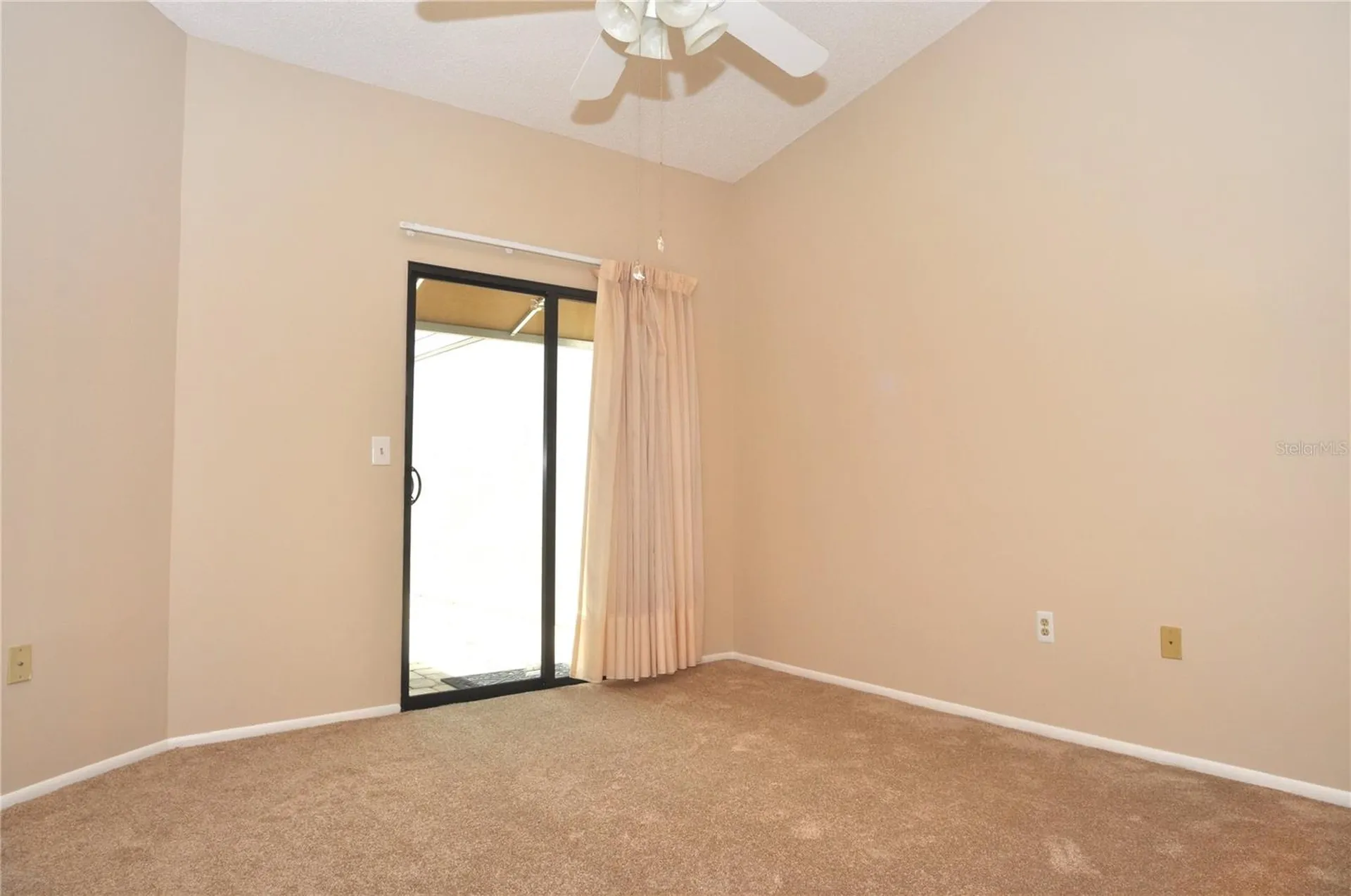 5565 Salem Square Drive N Palm Harbor FL 34685