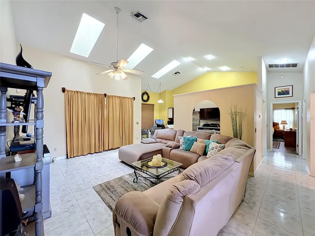 5579 Red Bone Lane Orlando FL 32810